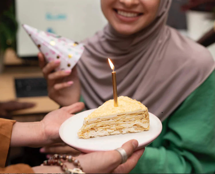 Birthday Cake Delivery | Same-Day Cake Delivery
– TwoMenBakers' 202103266137 (IP0561805-U)